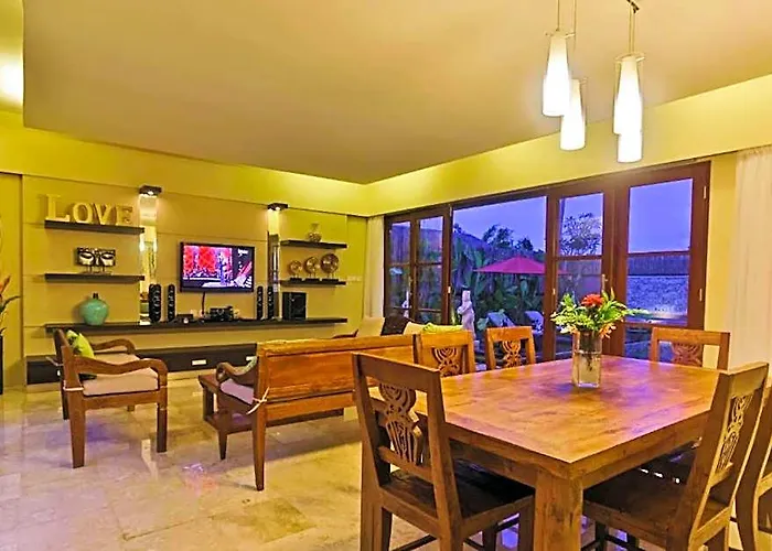 Red Rock 3 Bedroom With Private Pool Ne55b バリ島